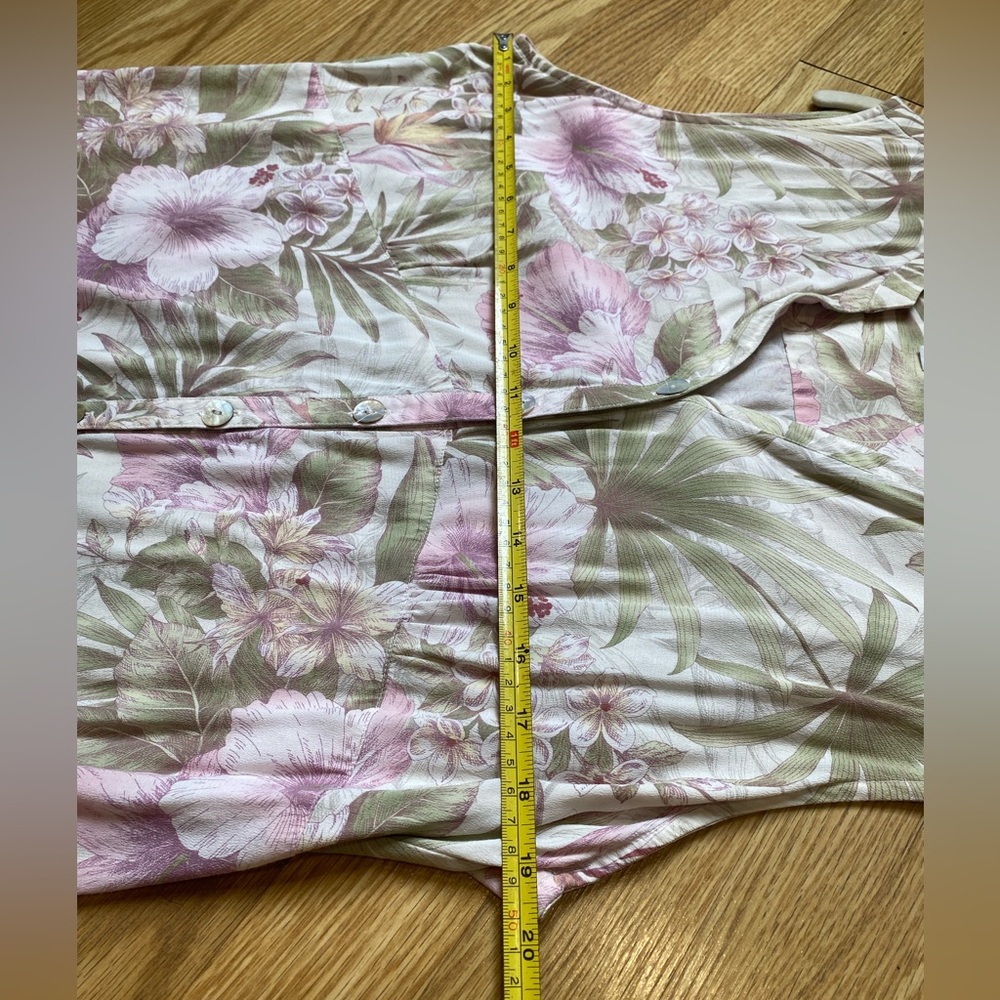 🌺🦜Tropic Vibes 🍹 Hawaiian floral print blouse S/M - Picture 15 of 16